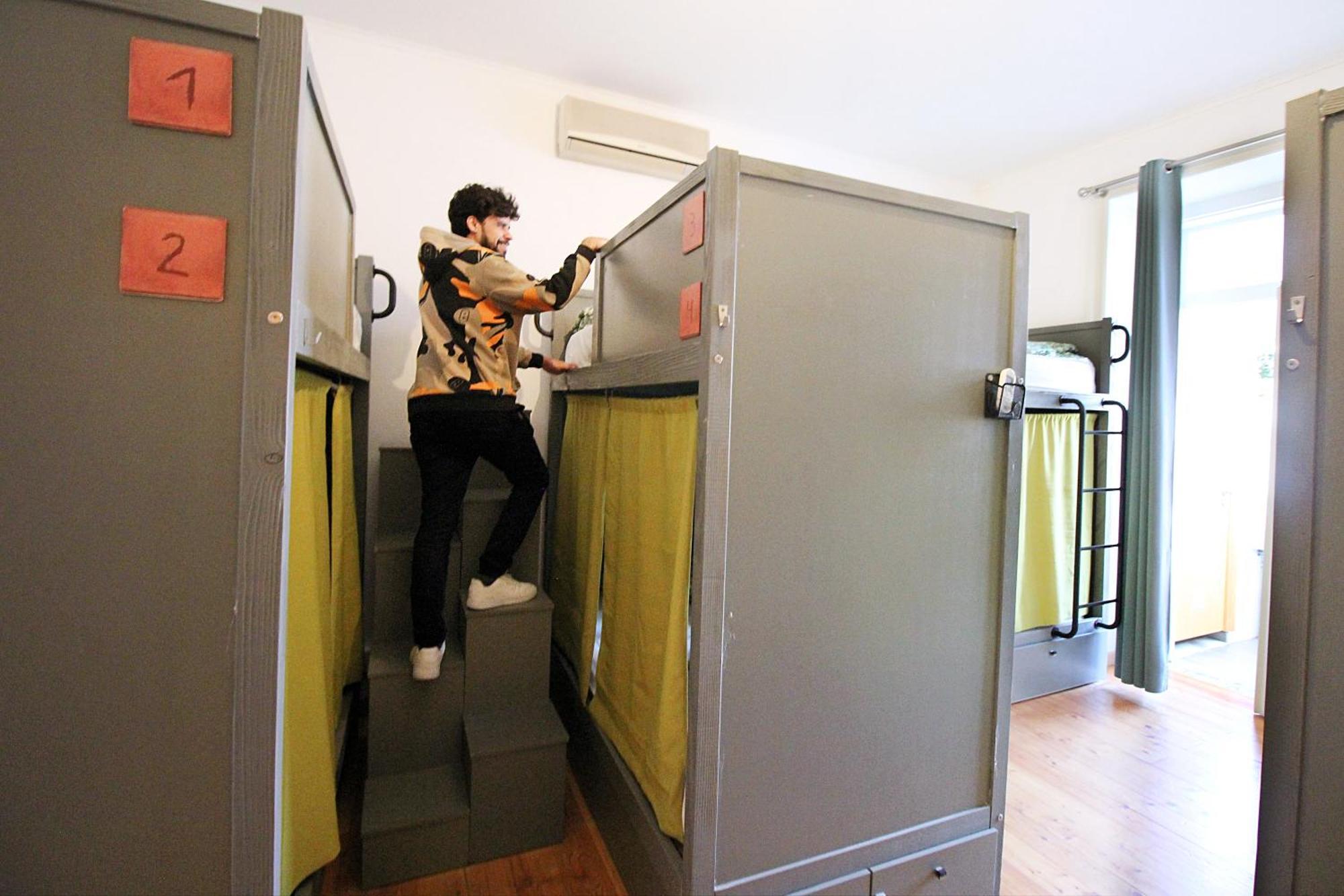 Wot Lisbon Patio Hostel Ngoại thất bức ảnh