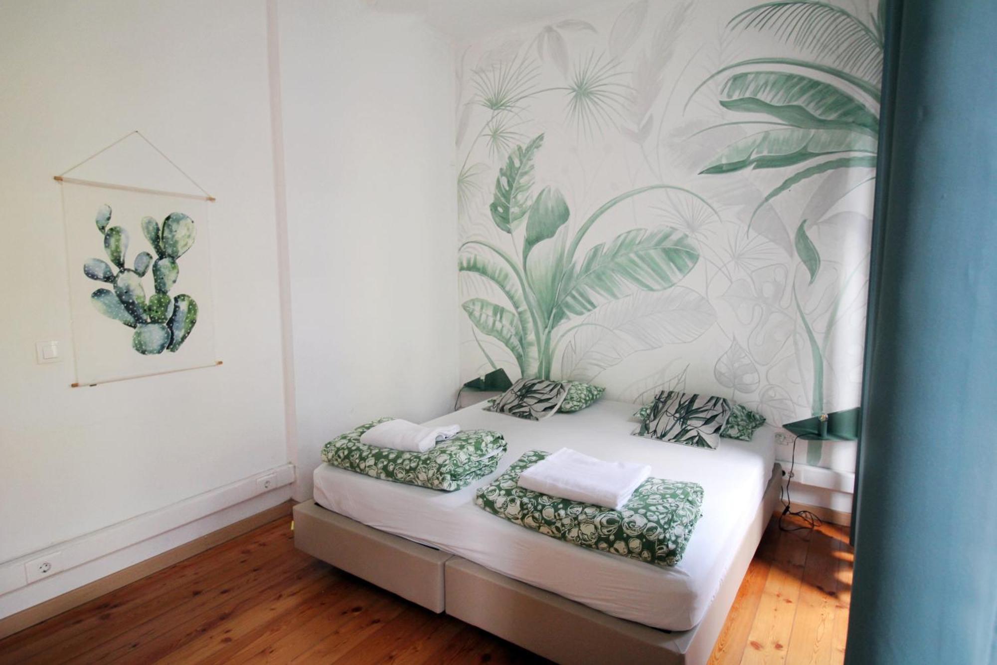 Wot Lisbon Patio Hostel Ngoại thất bức ảnh