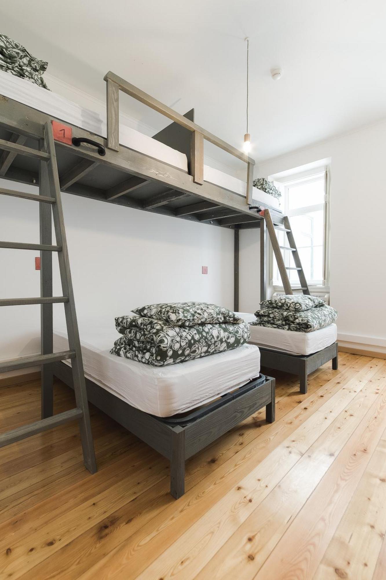 Wot Lisbon Patio Hostel Ngoại thất bức ảnh