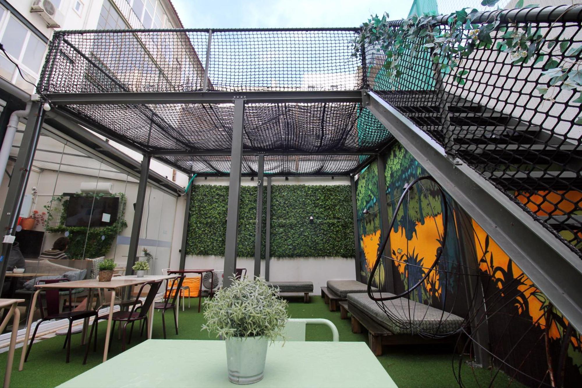 Wot Lisbon Patio Hostel Ngoại thất bức ảnh